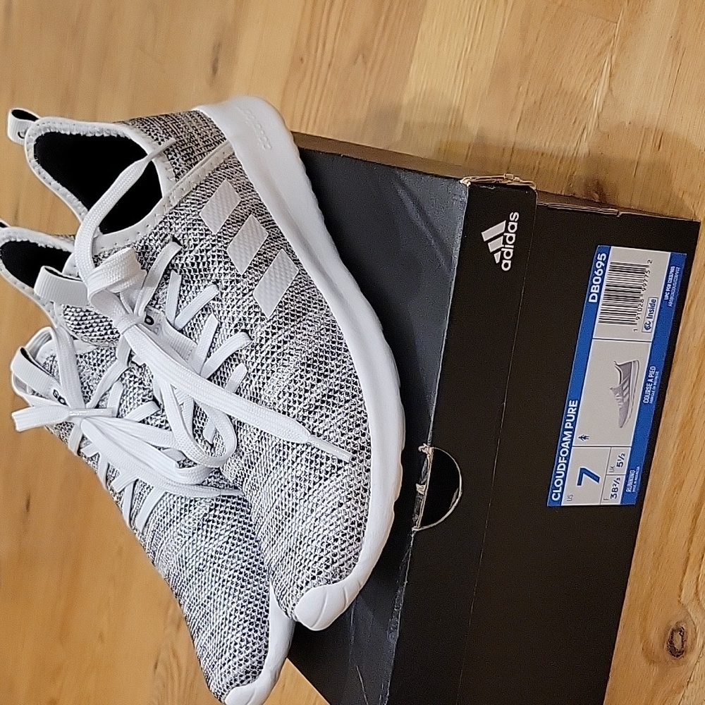 Adidas Cloudfoam Pure Size 7 NEW